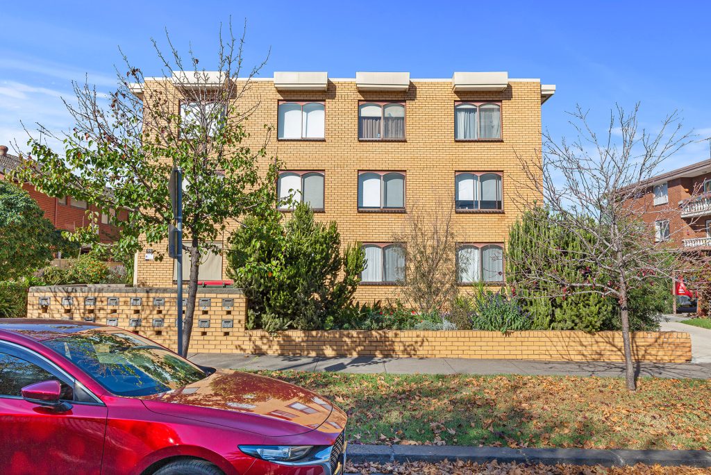 8/99-101 Cowper Street