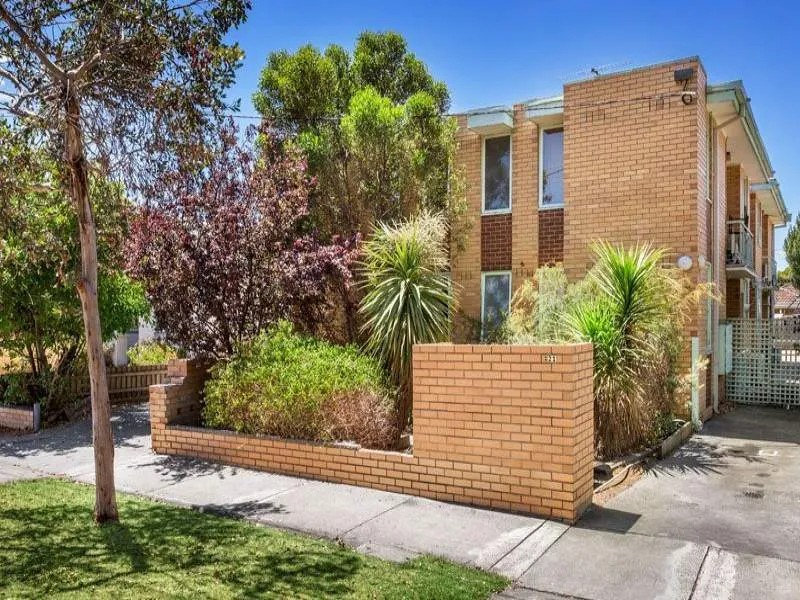 5/121 Gillies Street