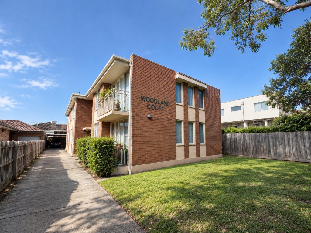 5/151 Woodland Street