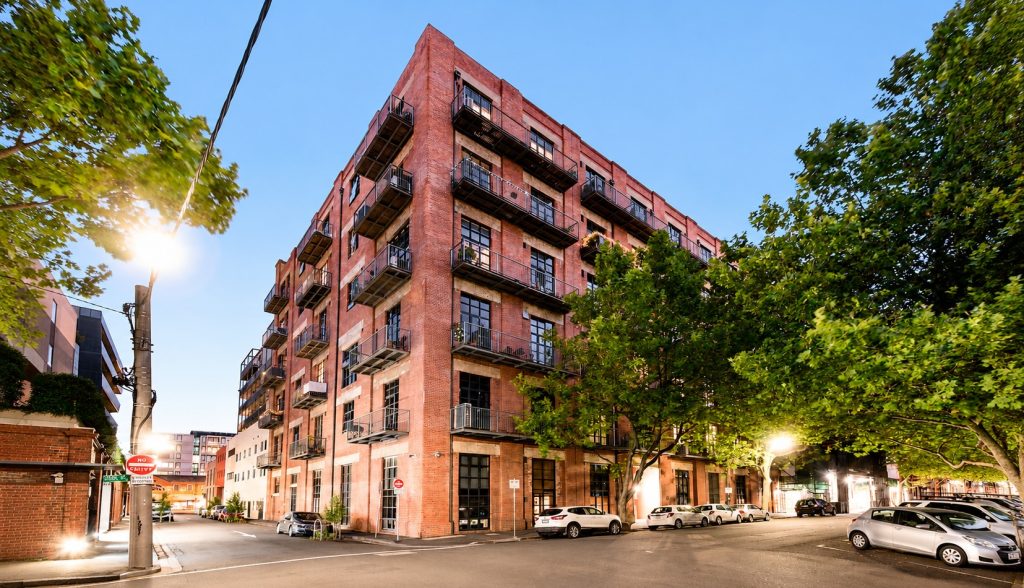 303/416 Gore Street